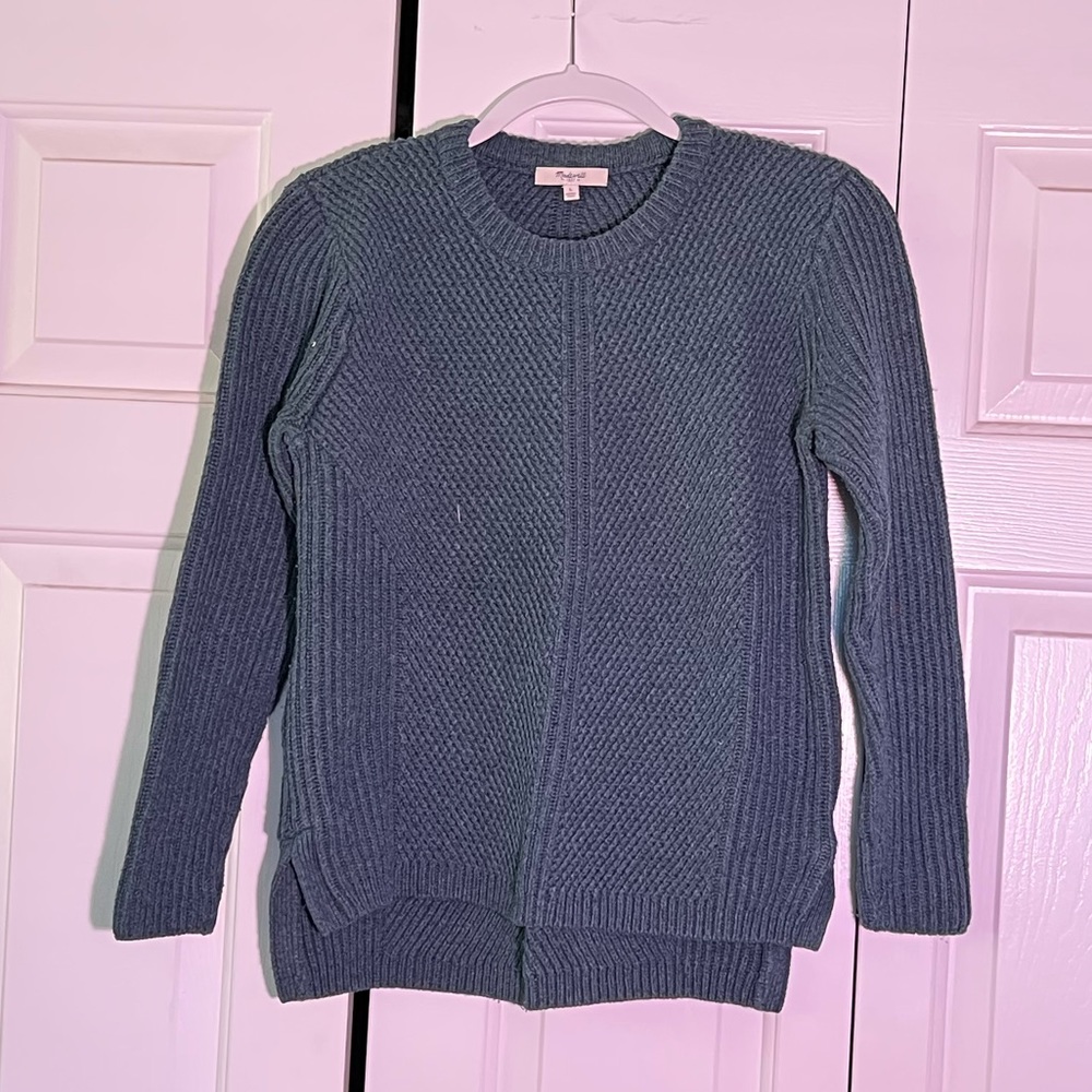 Knit sweater